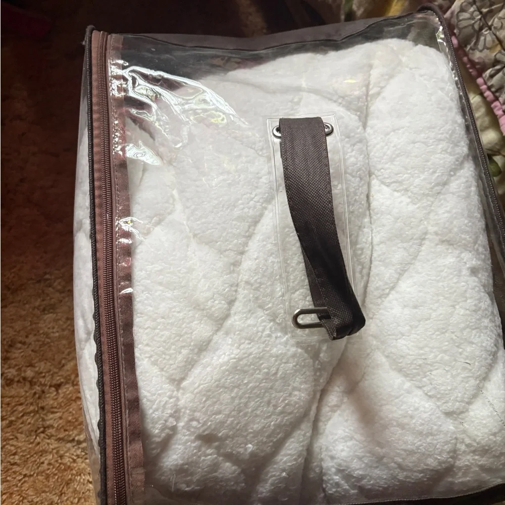 Biddeford White Sherpa Heated Mattress Pad - Plush Warmth King New in package